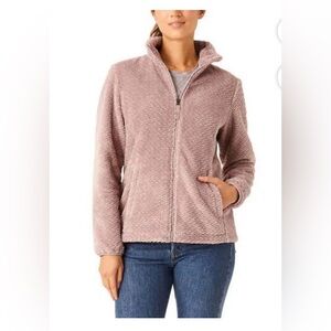 Free2B Ladies' Butter Pile Fleece Zip Jacket. Pink. Size Large. Like new.